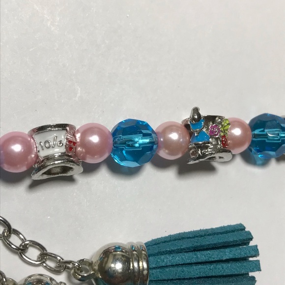 Handmade AIW roach clip - Picture 2 of 2